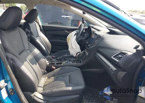 2018 Subaru Impreza Limited из США, поврежденный, VIN 4S3GTAU68J3722391